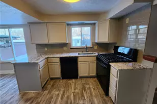 2452 Bromley Rd, University Heights, OH 44118 - Photo 8