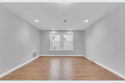 8119 Bancroft Avenue, Loveland, OH 44105 - Photo 8