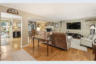 2090 Sand Run Knolls Drive, Akron, OH 44313 - Photo 6