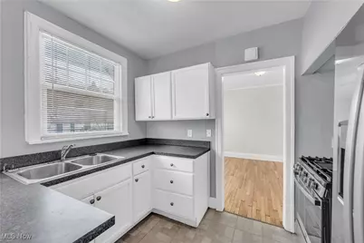 3318 Milverton Road, Huber Heights, OH 44120 - Photo 10