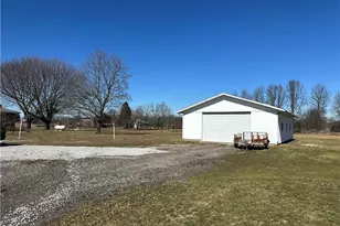 724 New Milford Rd, Atwater, OH 44201 - Photo 2