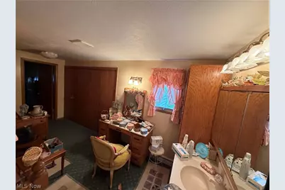 47085 Oak Street, New Waterford, OH 44445 - Photo 18