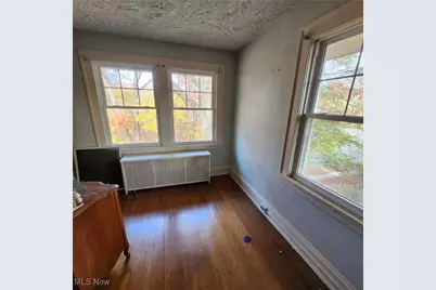 2000 Hanover Drive, East Cleveland, OH 44112 - Photo 4