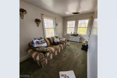 2000 Hanover Drive, East Cleveland, OH 44112 - Photo 10