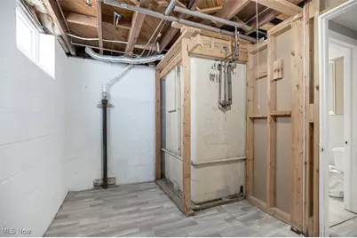 12328 Granger Road, Loveland, OH 44125 - Photo 32