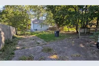 653 Sumner Street, Akron, OH 44311 - Photo 6