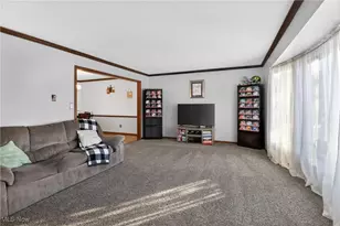 840 Carriage Hill Dr, Salem, OH 44460 - Photo 6