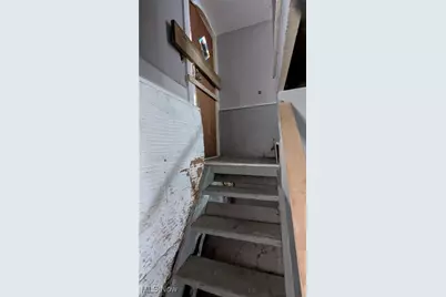 2242 East Avenue, Akron, OH 44314 - Photo 22