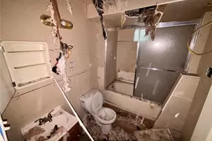 1888 Beersford Rd, East Cleveland, OH 44112 - Photo 16