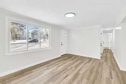 2815 Byron Drive, North Canton, OH 44720 - Photo 8