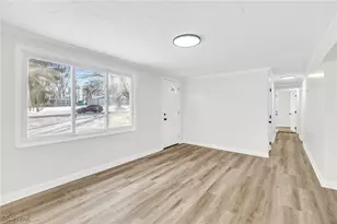 2815 Byron Dr, North Canton, OH 44720 - Photo 8