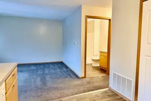 1898 Springfield Lake Blvd, Akron, OH 44312 - Photo 8