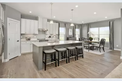 6251 Cherry Blossom Circle NW, Lehigh Twp, OH 44720 - Photo 8