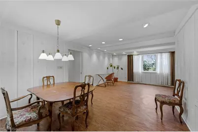 20100 Fairmount Boulevard #102, Huber Heights, OH 44118 - Photo 6