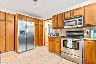 2543 Shadow Ln, Clinton, OH 44216 - Photo 12