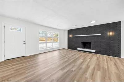 2928 Pressler Road, Uniontown, OH 44685 - Photo 4