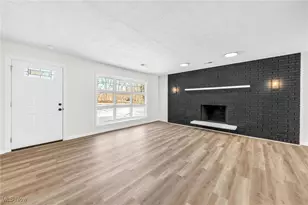 2928 Pressler Rd, Uniontown, OH 44685 - Photo 4