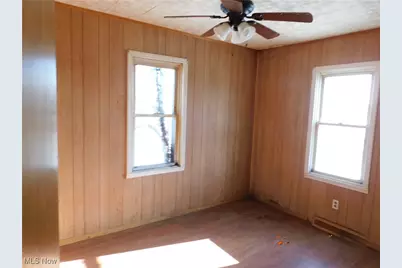 352 S Ridge Road E, Conneaut, OH 44030 - Photo 12