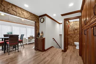 13817 Lakewood Heights Boulevard, Loveland, OH 44107 - Photo 10