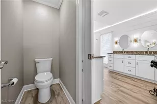 13817 Lakewood Heights Blvd, Oakwood, OH 44107 - Photo 18