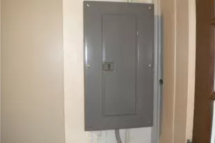 611 Franklin Ave, Barberton, OH 44203 - Photo 8