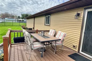 1327 Huntington Ct, Boardman, OH 44512 - Photo 4