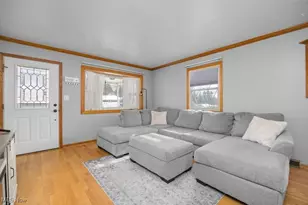 344 3rd St, Wadsworth, OH 44281 - Photo 4