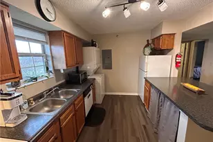 15 S Shafer St, Athens, OH 45701 - Photo 12