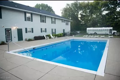 15 S Shafer Street #1306, Athens, OH 45701 - Photo 2