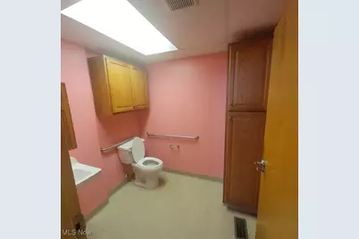 9815 Lorain Avenue, Loveland, OH 44102 - Photo 14