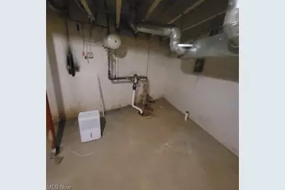 9815 Lorain Avenue, Loveland, OH 44102 - Photo 18