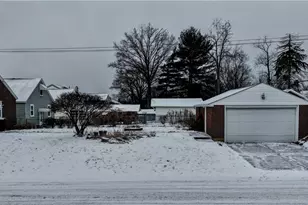 1415 26th St NW, Canton, OH 44709 - Photo 6