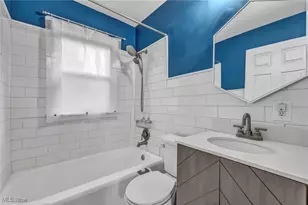 242 N Hawkins Ave, Akron, OH 44313 - Photo 14