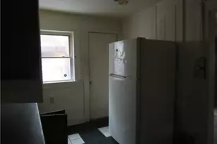 31 McNaughton St, Akron, OH 44305 - Photo 10