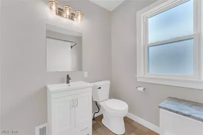 13021 West Avenue, Loveland, OH 44111 - Photo 18
