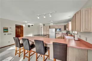 2528 Tupelo Dr, Roaming Shores, OH 44084 - Photo 8