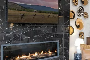 827 Colesbourne Circle, Uniontown, OH 44685 - Photo 6