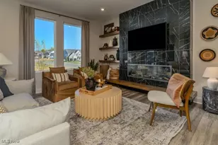 827 Colesbourne Circle, Uniontown, OH 44685 - Photo 8