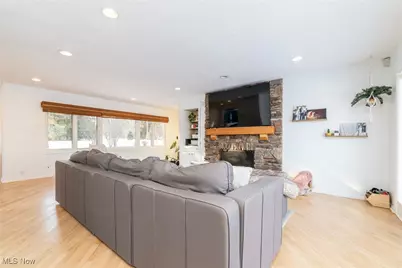 4775 Som Center Road, Moreland Hills, OH 44022 - Photo 6