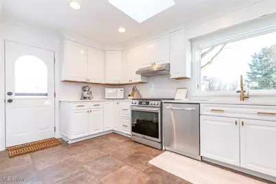 4775 Som Center Road, Moreland Hills, OH 44022 - Photo 12