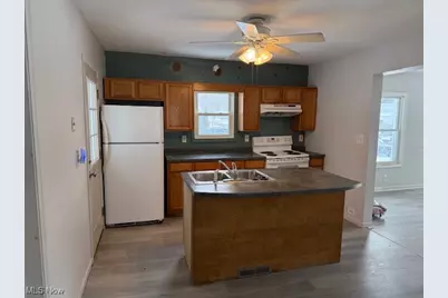 664 Crown Avenue, Ravenna, OH 44266 - Photo 6