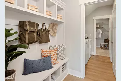 821 Colesbourne Circle, Uniontown, OH 44685 - Photo 24