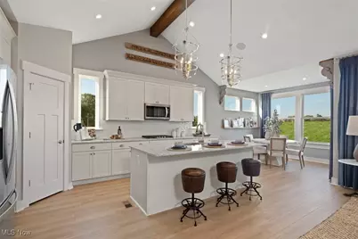 821 Colesbourne Circle, Uniontown, OH 44685 - Photo 10