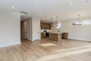 3624 Great Windsor Ln, Uniontown, OH 44685 - Photo 6