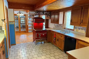 6810 S Elyria Rd, Shreve, OH 44676 - Photo 10