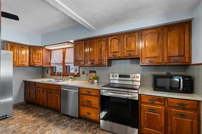 3626 Johnson Road, Norton, OH 44203 - Photo 8