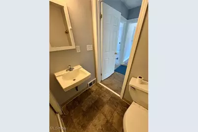 16 N Richview Avenue, Youngstown, OH 44509 - Photo 10