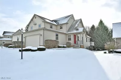 140 Fairway Place NW, Warren, OH 44483 - Photo 1