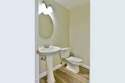 140 Fairway Place NW, Warren, OH 44483 - Photo 18