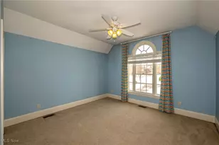 4025 Meadowvale Ct, Akron, OH 44333 - Photo 32